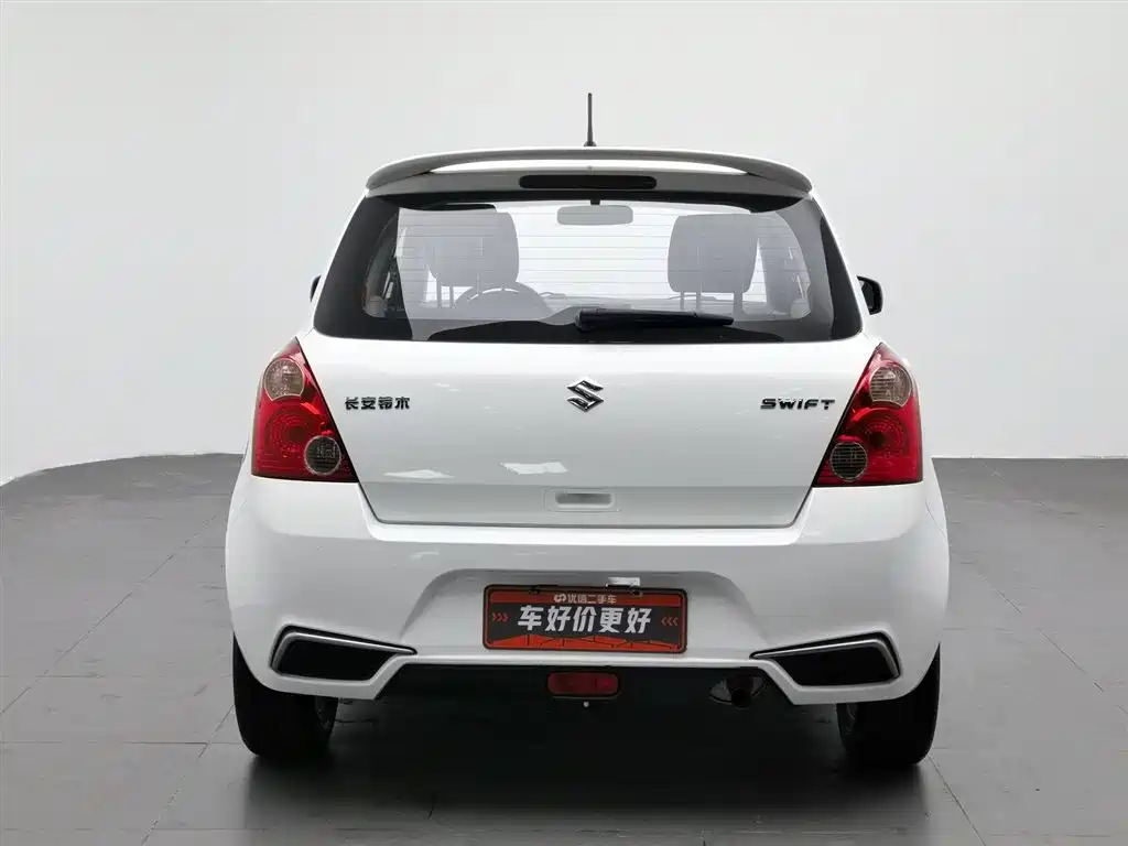 Swift 1.5 L Manual Fashion