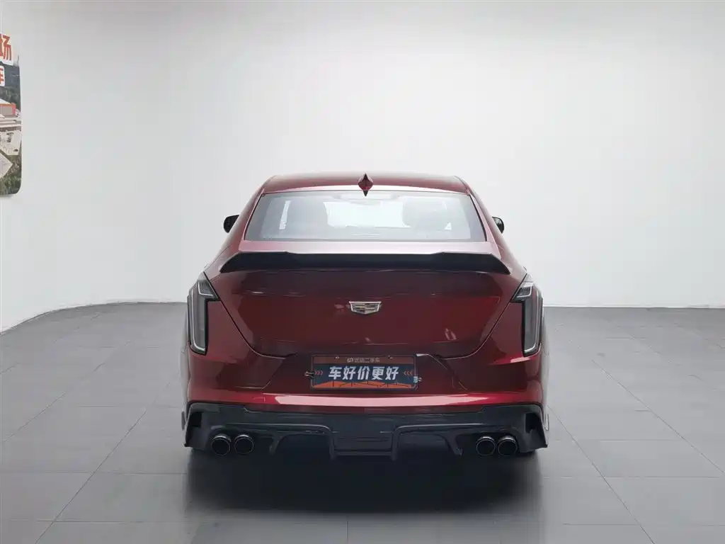 Cadillac CT4 28 T Fashion