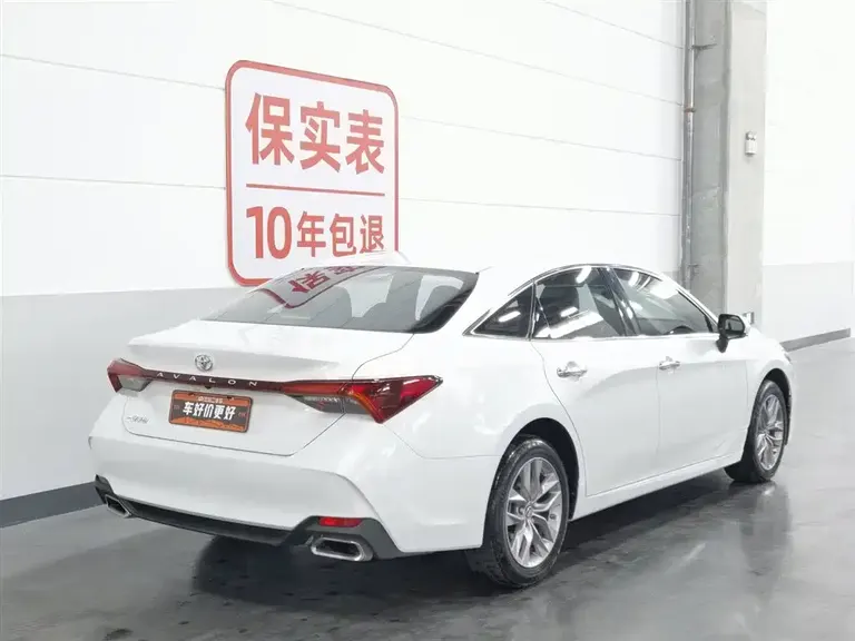 Toyota Avalon 2.0 L Luxury CN-VI