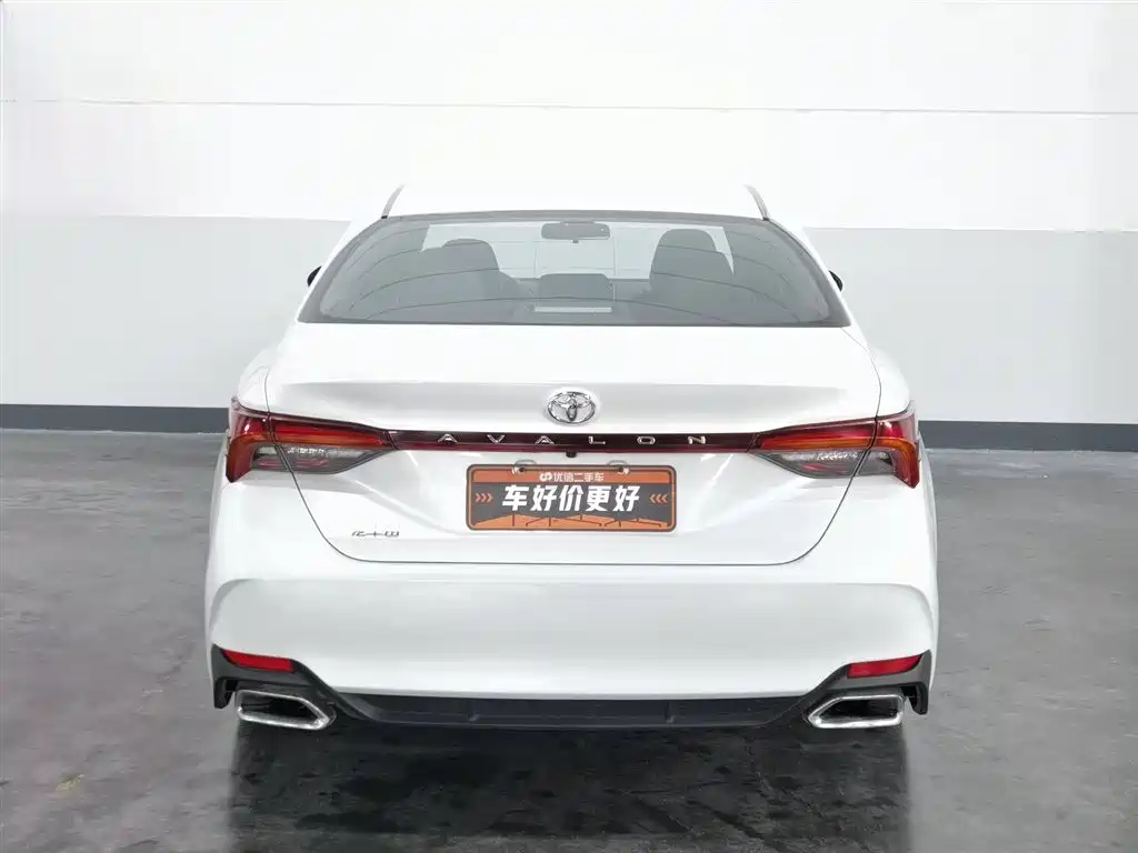 Avalon 2.0 L Luxury CN-VI