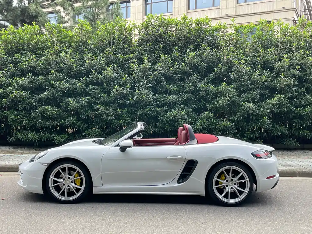 Porsche 718 Boxster 2.0 T