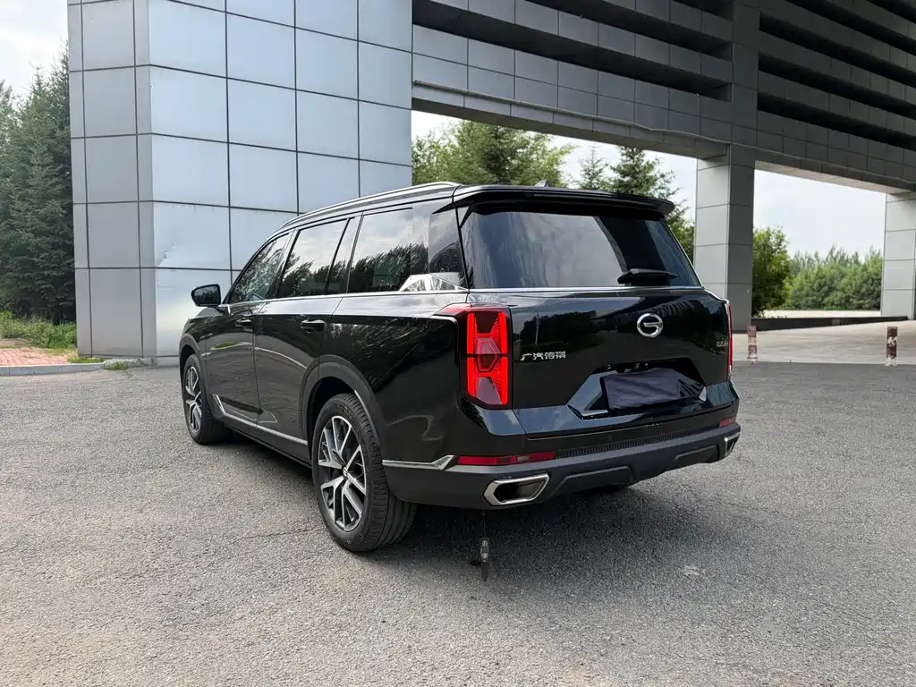 GAC Trumpchi GS8 Navigator Series 2.0 TGDI 2 WD Luxury Connected (7-seat)