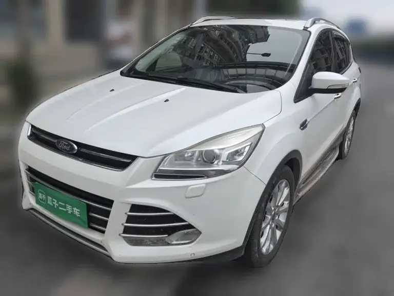 Ford Kuga 2.0 L GTDi 4 WD Sport
