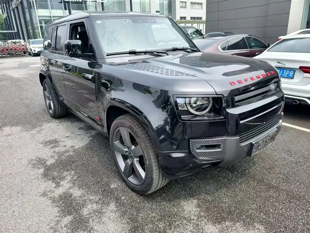 Land Rover Defender Facelift 110 5.0 T V8