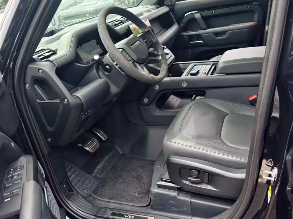 Land Rover Defender Facelift 110 5.0 T V8