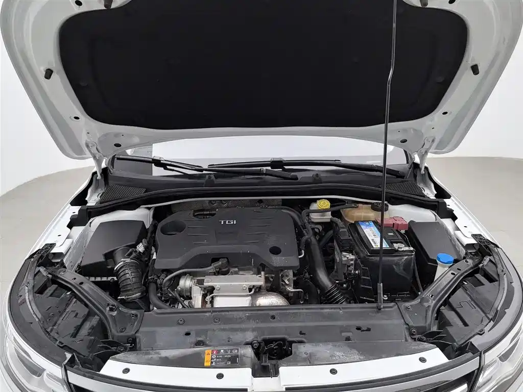 Roewe i6 Classic 荣威i6经典 2019款 PLUS 20 T TST 4 G互联旗舰超赞版