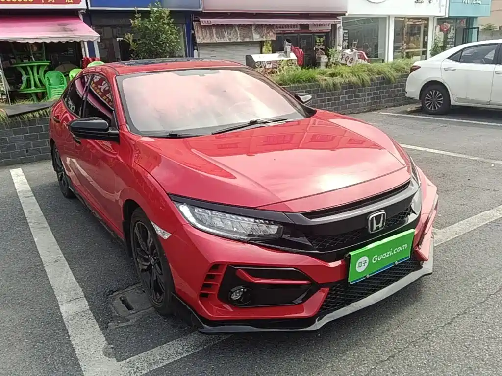 Civic HATCHBACK 220 TURBO CVT Trend Cool Control