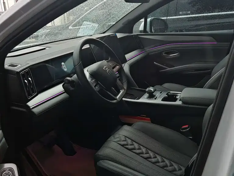 BYD Song L DM-i Smart Drive 112 km Transcend