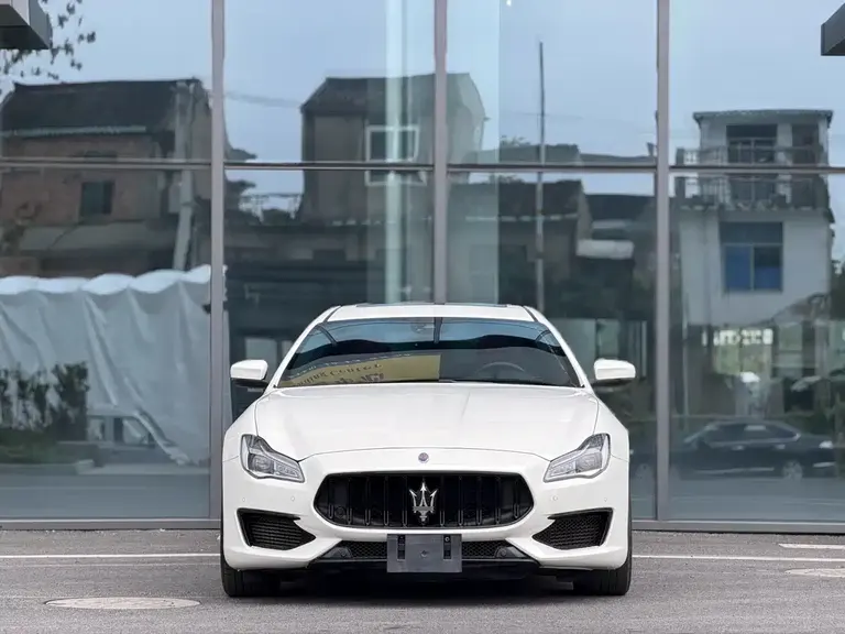 Maserati Quattroporte 3.0 T Luxury