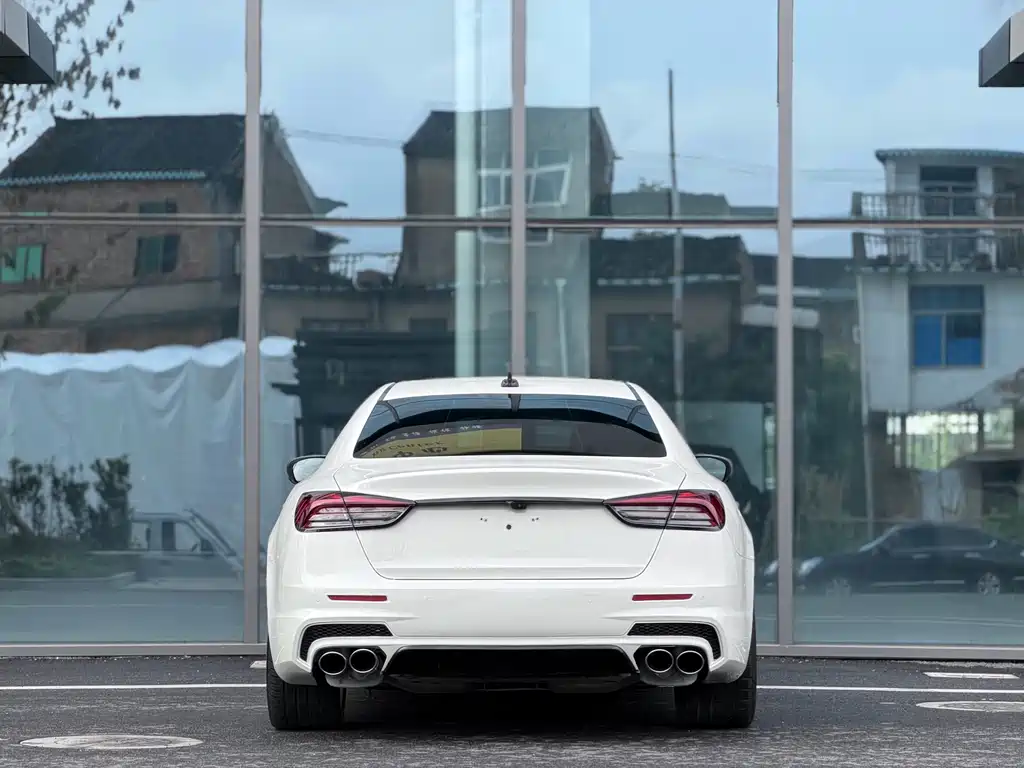 Quattroporte 3.0 T Luxury