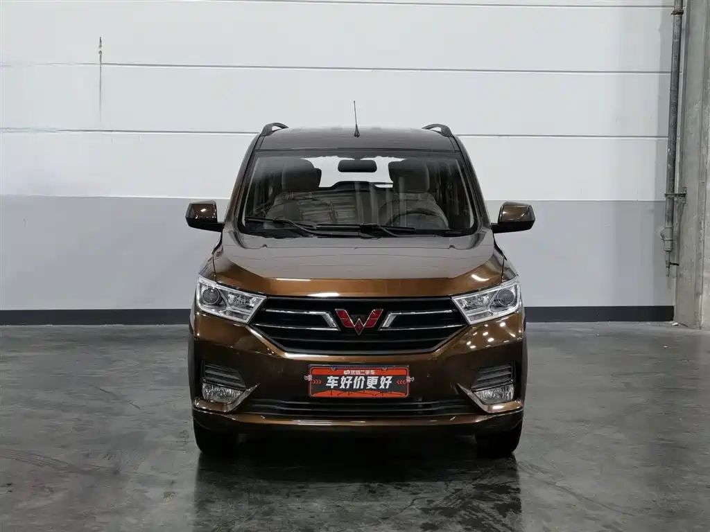 Wuling Hongguang Facelift 1.5 L S Comfort Electric Assist LAR