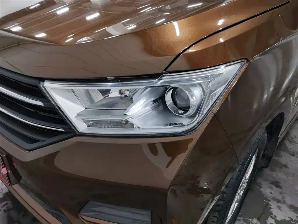 Wuling Hongguang Facelift 1.5 L S Comfort Electric Assist LAR
