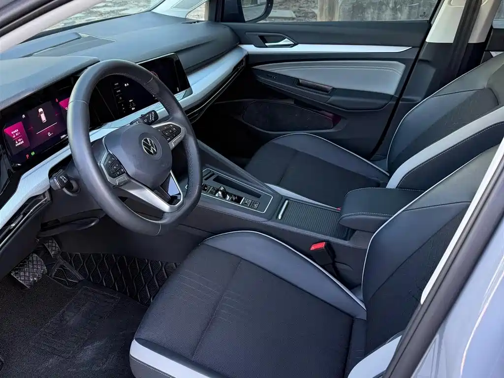 Golf 280 TSI DSG Pro 20 Anniversary