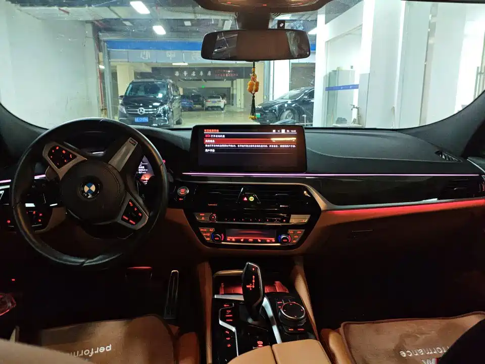 BMW 6 Series GT 630 i M Sport Package