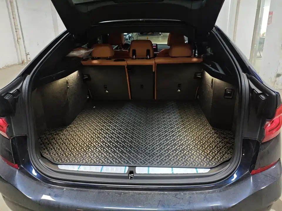 BMW 6 Series GT 630 i M Sport Package