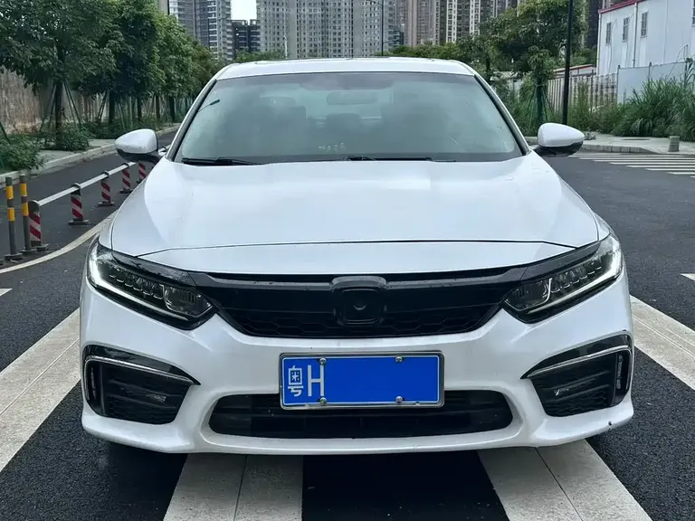 Honda Inspire 260 TURBO Refined CN-VI