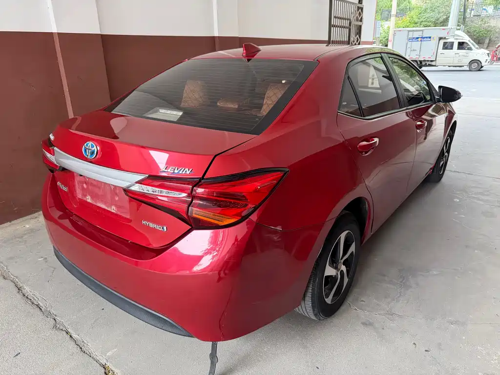 Levin Facelift Dual Engine 1.8 H GS E-CVT Elite Sunroof CN-V