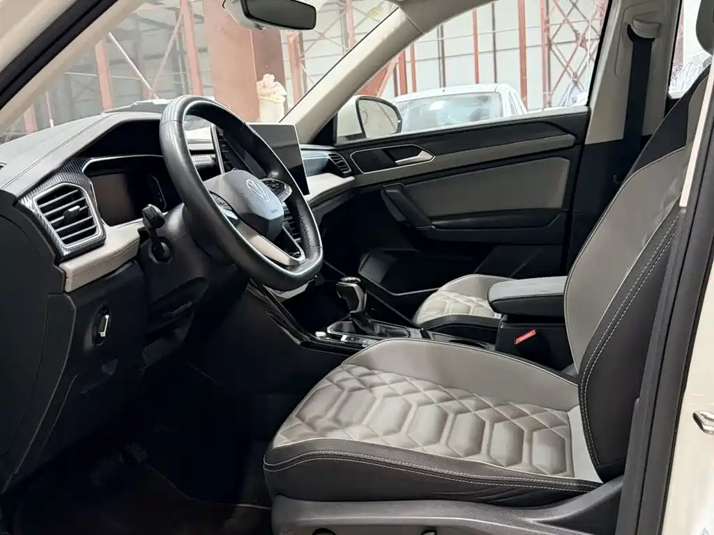 Tayron 280 TSI 2 WD Luxury Plus Advanced