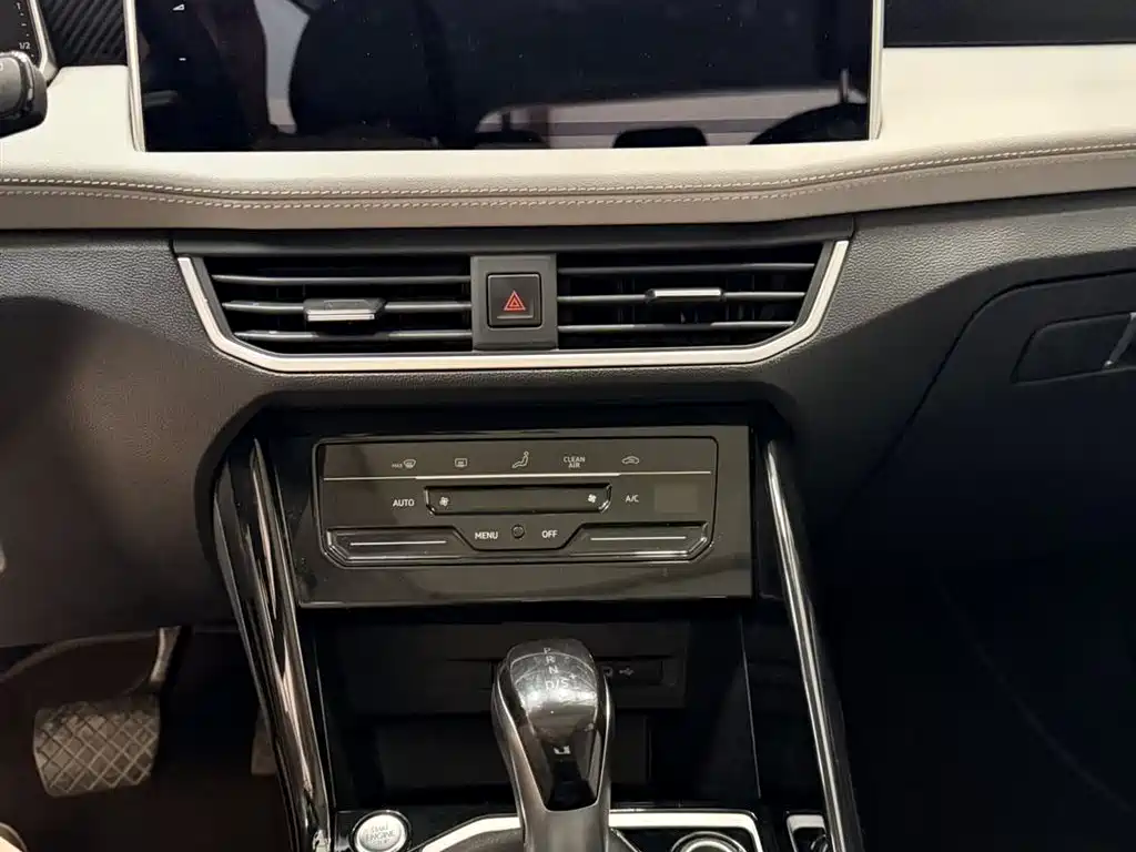 Tayron 280 TSI 2 WD Luxury Plus Advanced