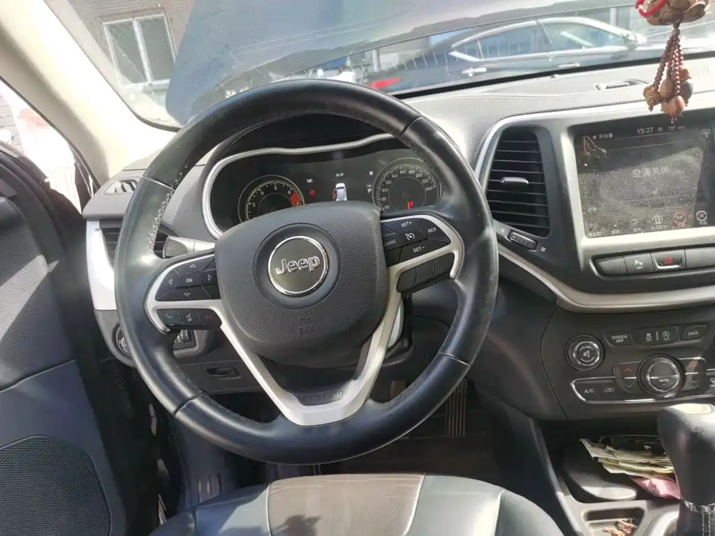 Cherokee 2.4 L Leading Intelligent