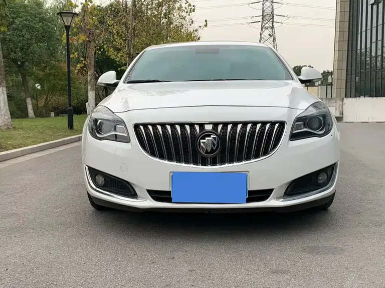 Buick Regal 1.6 T Fashion Tech