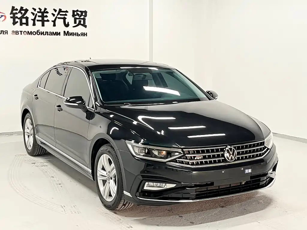 Magotan 200 10 K Commemorative 280 TSI DSG Leading