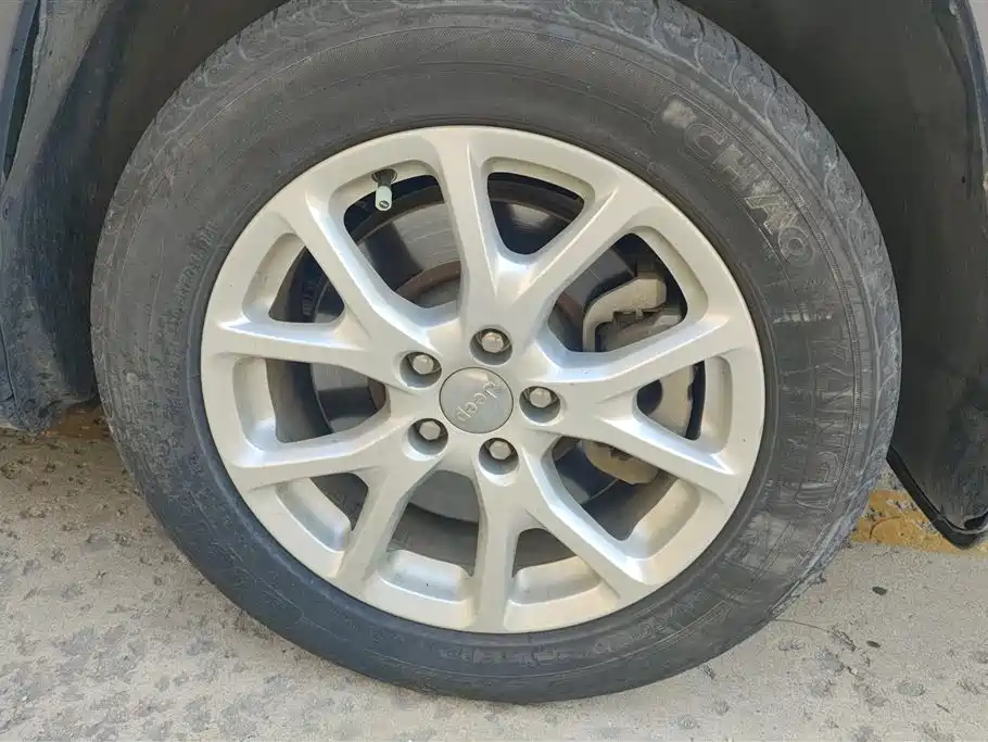 Cherokee 2.4 L Leading Intelligent
