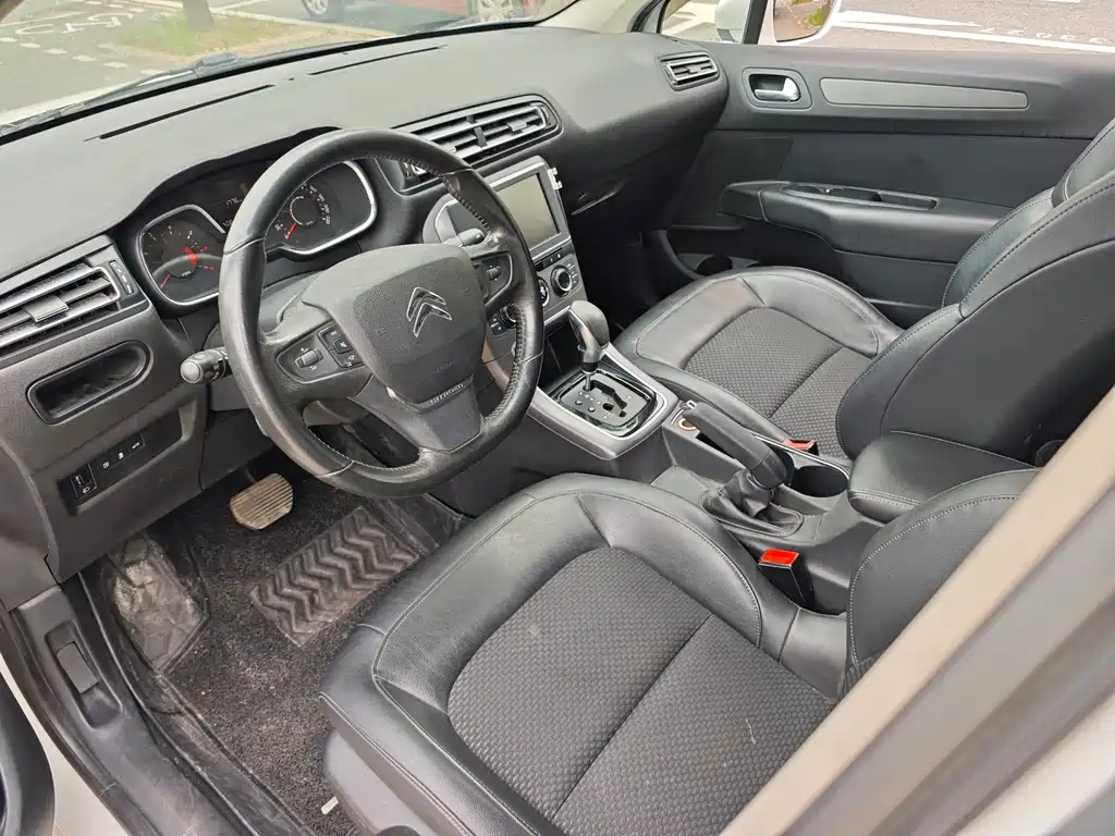 C4 Sega Joy Heart 1.6 L Auto Luxury