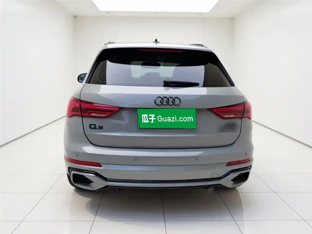 Audi Q3 40 TFSI Fashion Dynamic Launch Special Edition