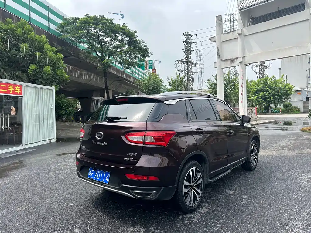 GAC Trumpchi GS4 200 T G-DCT Luxury
