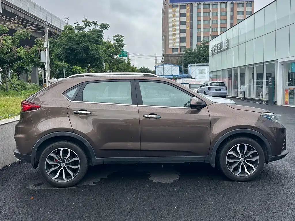 Ruiteng 30 T Auto 4 WD Flagship