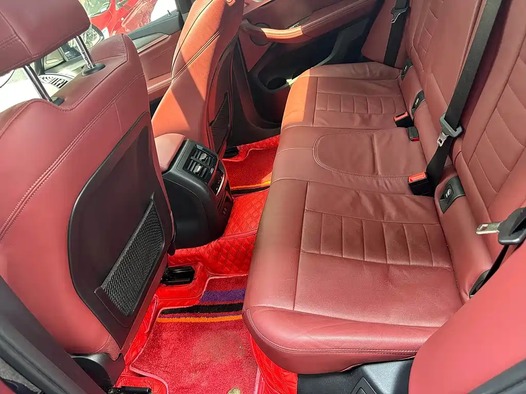 BMW X4 xDrive25 i M Sport Package