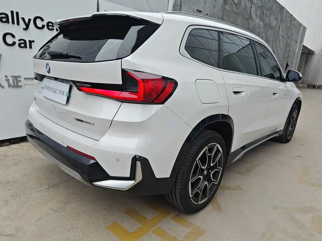 BMW X1 sDrive25 Li X Design Package