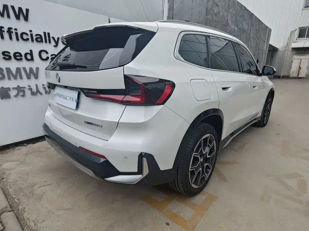 BMW X1 sDrive25 Li X Design Package