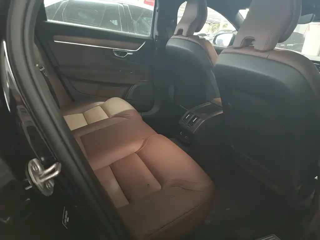 Volvo S90 B5 Smart Ease Luxury
