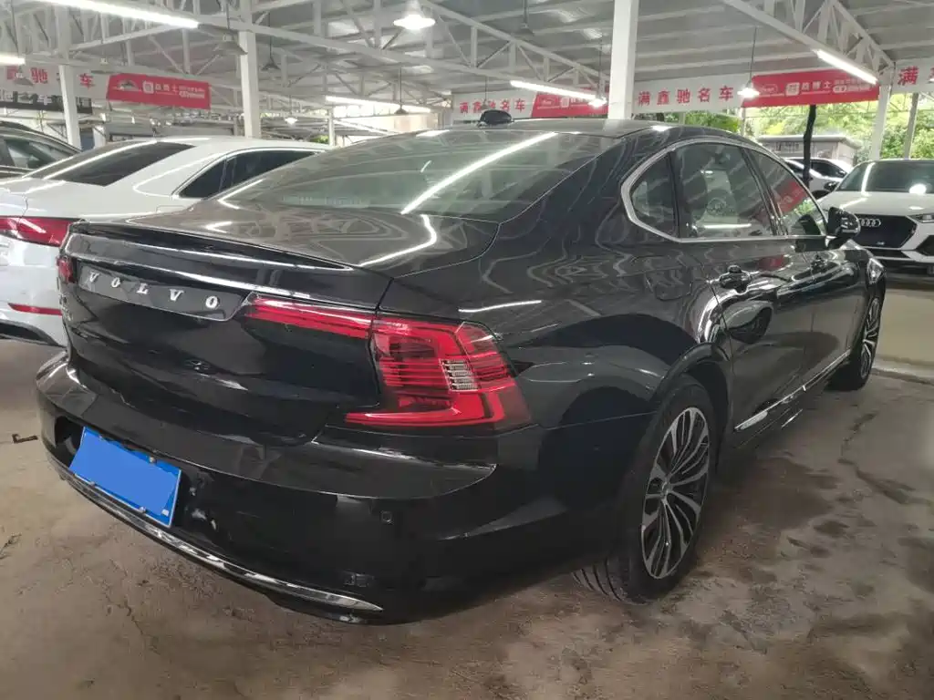 Volvo S90 B5 Smart Ease Luxury
