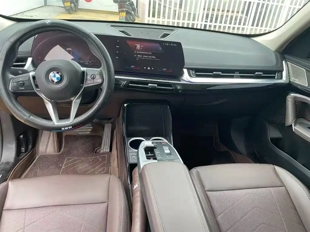 BMW X1 sDrive20 Li X Design Package