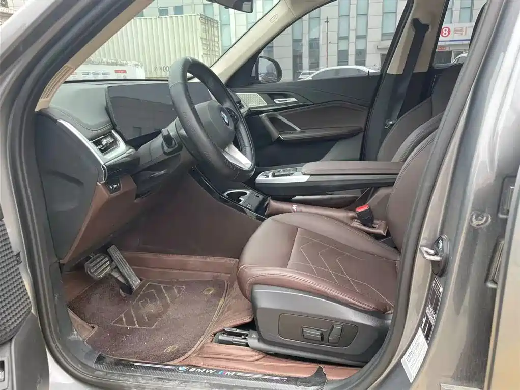 BMW X1 sDrive20 Li X Design Package