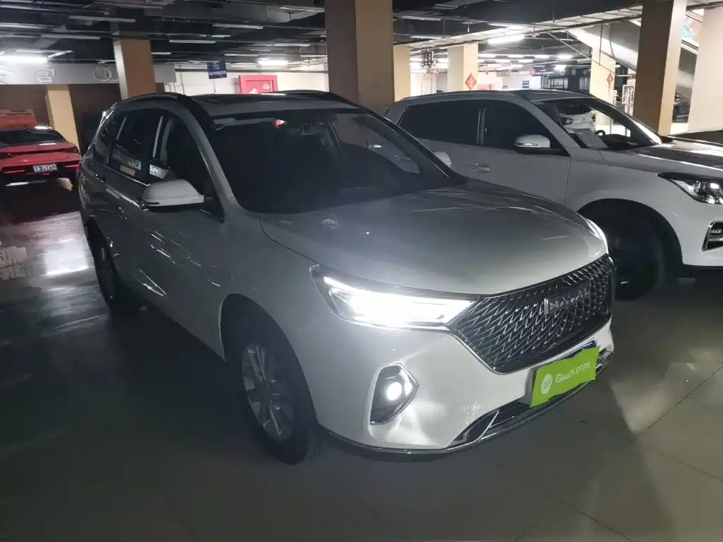 Haval M6 PLUS 1.5 T DCT Luxury Connected