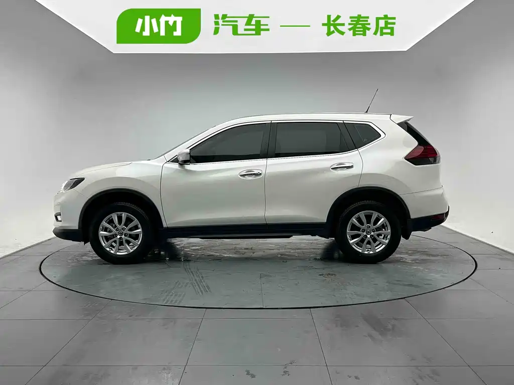 X-Trail 2.0 L 2 WD Connected Comfort Enjoyment