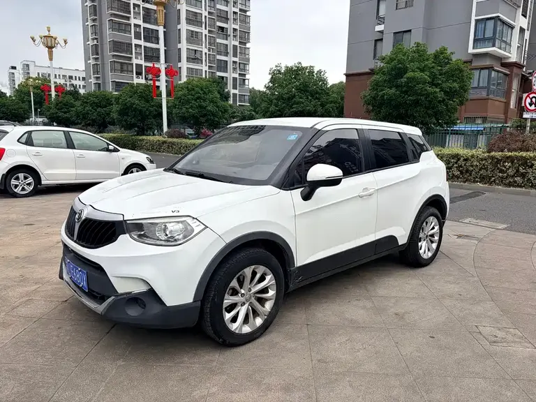 Brilliance V3 中华V3 2015款 1.5 L 手动舒适型