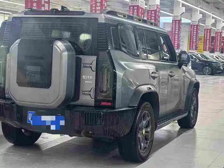 Jetour Traveller 2.0 T 4 WD Cross PRO