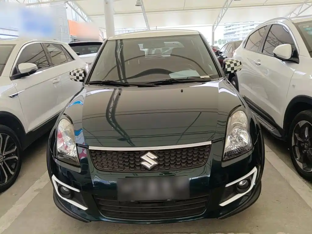 Swift 1.5 L Auto Fashion Cool Play
