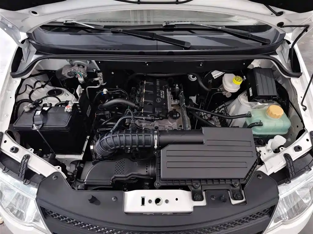 Wuling Hongguang 1.5 L Classic S Basic