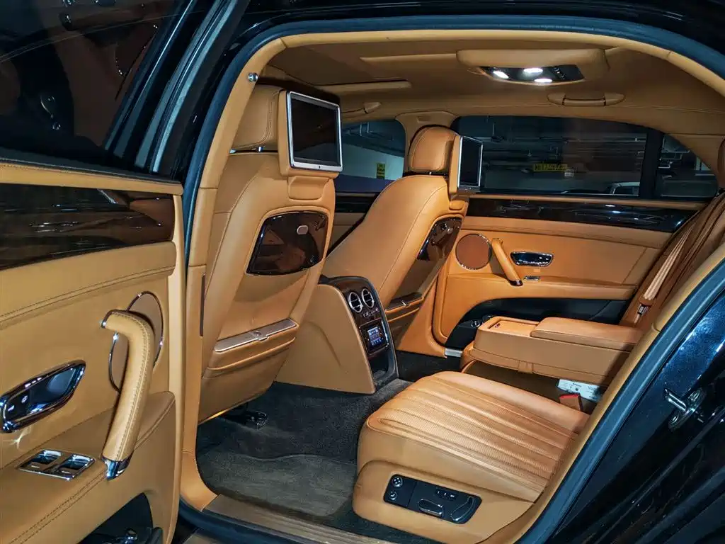 Flying Spur 4.0 T V8 Distinguished