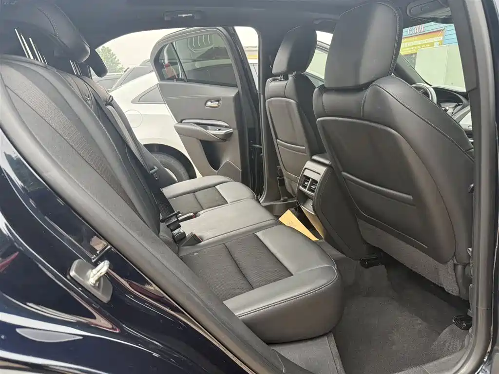 Cadillac XT4 28 T 2 WD Style