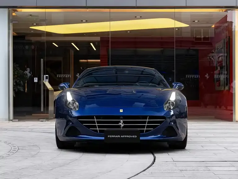 Ferrari California T 3.9 T Standard