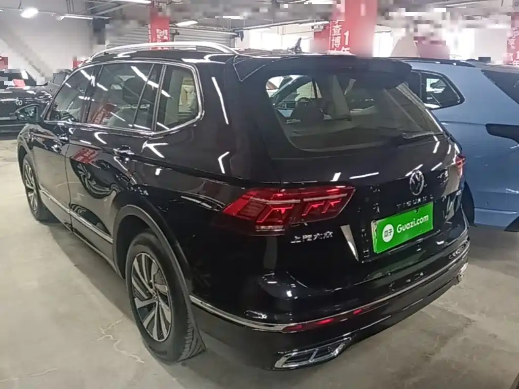 Tiguan L NEV 途观L插电混动 2023款 430 PHEV 插电混动尊贵版