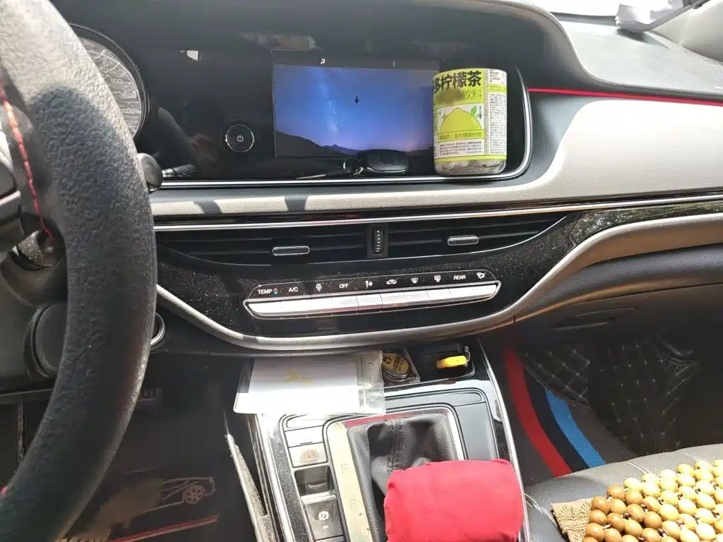 GAC Trumpchi M6 270 T DCT Luxury (7-seat)