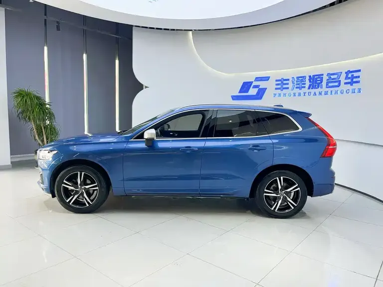 Volvo XC60 T5 4 WD Smart Vision Sport CN-VI